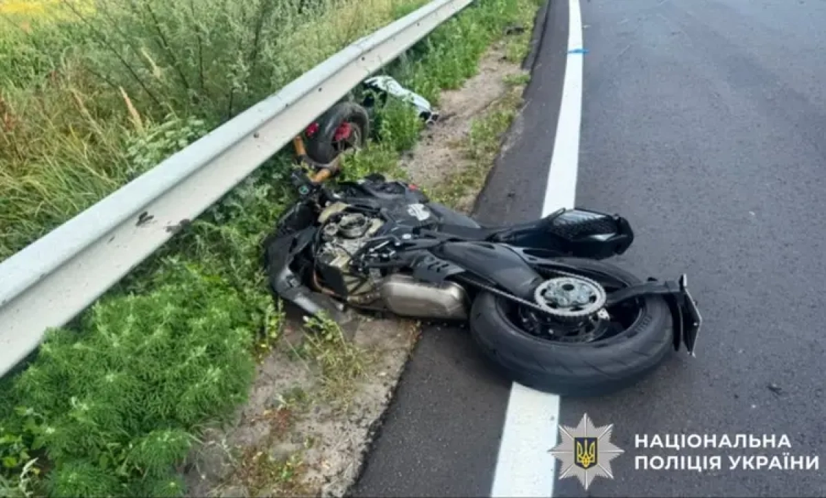 Смертельна ДТП під Переяславом: водій Ducati виїхав на зустрічну смугу, загинула пасажирка
