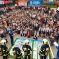Київські школярі та ДСНС встановили рекорд із безпеки: деталі
