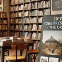 Скандал у Києві: книгарні погрожують через презентацію книги про квір-ком'юніті