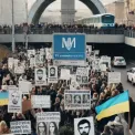 Зворушливі історії родичів: у Києві пройшла акція на підтримку полонених