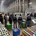 Підпільне виробництво рідин для куріння на Київщині: як викрили масштабну схему?