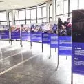 Вражаючі кадри війни: у київському метро відкрили фотовиставку «Стійкість у єдності»