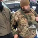 У Києві продавали авто, призначені для ЗСУ