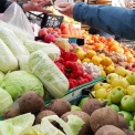 Ціни на продукти у Києві зростають: причини подорожчання та прогноз на 2025 рік