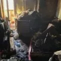 Пожежа в Оболонському районі: рятувальники витягли чоловіка з вогню