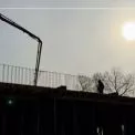 У Василькові зводять нову дев'ятиповерхівку замість зруйнованої ракетою