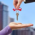 Шокуюче шахрайство в Києві: чоловік підробив документи для успадкування трьох квартир