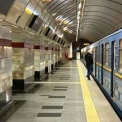 У Києві грабіжник обікрав військовослужбовця в метро на станції "Святошин"