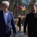 У Мощуні Зеленський і Павел вшанували полеглих героїв: символ єдності й вдячності