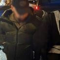 Затримання торговця зброєю у Києві: три автомати, арсенал в авто та арешт