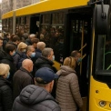 Вихідні без метро: як доїхати, поки не працюють станції “червоної” гілки