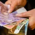 Українці взяли понад 8 млн мікрокредитів у 2024: борги ростуть