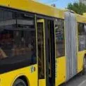 У Києві водієві тролейбуса стало зле за кермом: аварія на проспекті Свободи