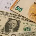 Курс валют на 11 квітня: що відбувається з доларом, євро та злотим