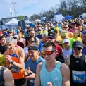 Київський півмарафон Незламності 2025: 8200 учасників та понад 3,3 млн грн на благодійність