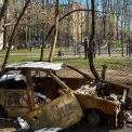 Київ очищають від знищених та покинутих автомобілів: понад 100 автівок вже евакуйовано