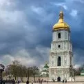 У Києві “знайшли” ворожі листівки — але все виявилося фейком