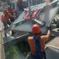 У Києві відновили скляну частину пішохідного мосту: деталі ремонту