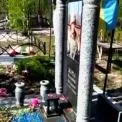 На Бучанщині жінка в стані сп’яніння пошкодила могилу загиблого воїна