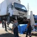 Троєщина змінюється: на вулиці Героїв Енергетиків прибрали старі автолавки та склади