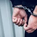 Шок у київському ліфті: пенсіонера пограбували просто на очах