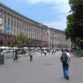 На Хрещатику розпочинають облаштовувати безбар'єрний перехід: на тиждень обмежать рух