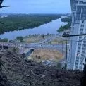 Київ під ударом: внаслідок атаки є загиблі, поранені діти і зруйновані будинки