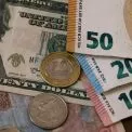 Долар стрімко зростає: курс валют на 9 травня вразив