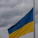 Через сильний вітер у Києві приспустять головний державний прапор