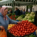 Продуктові ярмарки у Києві 20–25 травня: коли і де купити свіжі продукти