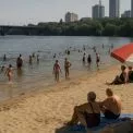 У Києві офіційно не відкриватимуть пляжний сезон: що слід знати містянам