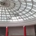 ТРЦ Blockbuster Mall у Києві постраждав під час масштабної дронової атаки