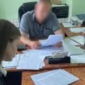 Переплата на мільйон: у Києві посадовця ШЕУ підозрюють у недбалості при закупівлі солі