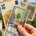 Курс валют на 28 травня: Як зміняться долар, євро і злотий