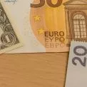 Курс валют на 30 травня 2025 року: що очікувати від долара, євро та злотого?