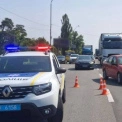 Пожежа на Броварському проспекті: маршрутка зайнялася вогнем