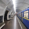 Після атаки на Київ зупинилось метро: які станції не працюють і чому