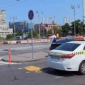 На Вокзальній площі відкрили зону для висадки пасажирів, але водії її ігнорують