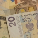 Курс валют на 11 червня: скільки коштуватимуть долар, євро і злотий