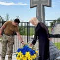 В Чабанах вшанували пам'ять героїв- встановлено новий меморіальний хрест