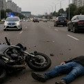 Трагедія на Теремках: мотоцикліст загинув у смертельній аварії