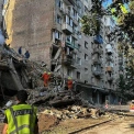 Жах у Києві: майже 100 поранених, розбір завалів триває