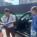 Обіцяв працевлаштування на посади з «бронею» : оперативники ДВБ Нацполіції затримали зловмисника з Київщини
