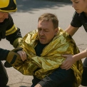 Неочікувана небезпека в Києві: чоловік провалився в люк у Голосіївському районі