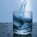 Ти точно п’єш досить води? Це рятує твоє серце — ось чому!