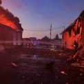 Дрони вдарили по Київщині: троє постраждалих, знищено будівлі та авто