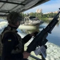 Річкова флотилія на Дніпрі збиває “Шахеди” над Києвом – герої ППО на воді