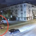 Працівник прокуратури збив жінку в Києві та втік: його затримали перехожі
