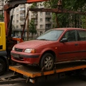 У Подільському районі Києва прибрали 33 покинуті автомобілі в рамках міської програми безпеки