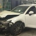 Фатальна помилка на паркінгу: у Голосіївському районі авто протаранило будівлю ТЦ